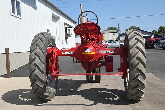 Image of Farmall F-20 equipment image 3