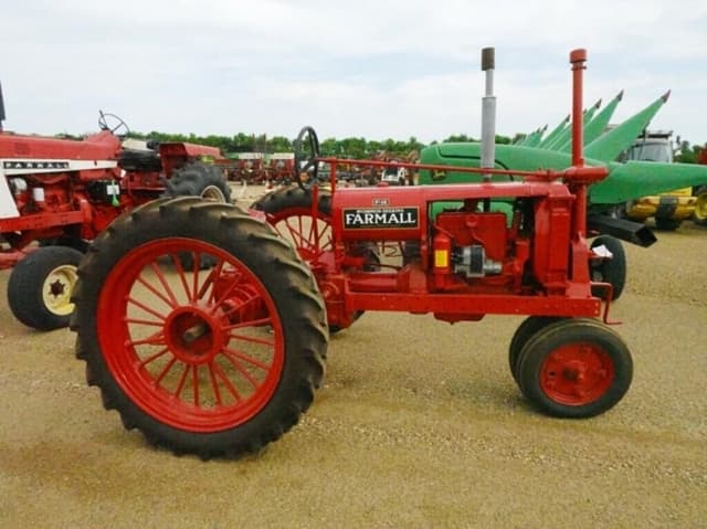 Image of Farmall F-14 equipment image 3