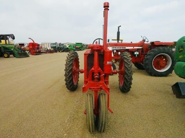 Image of Farmall F-14 equipment image 4