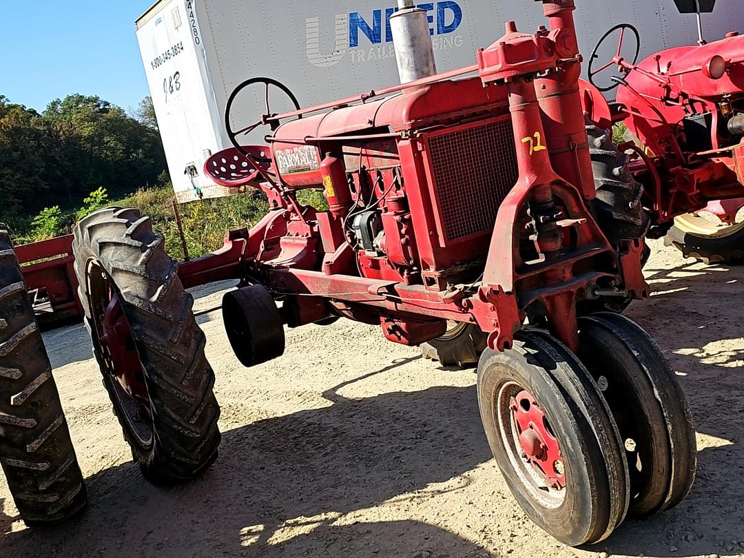 Image of Farmall F-20 Primary image