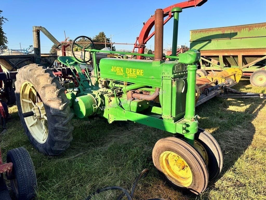 1938 John Deere A Equipment Image0