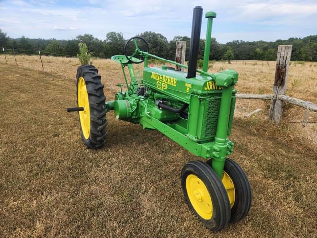 Image of John Deere B equipment image 1