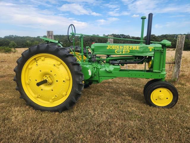 Image of John Deere B equipment image 2