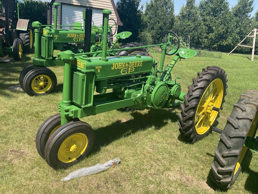 Image of John Deere B Primary image
