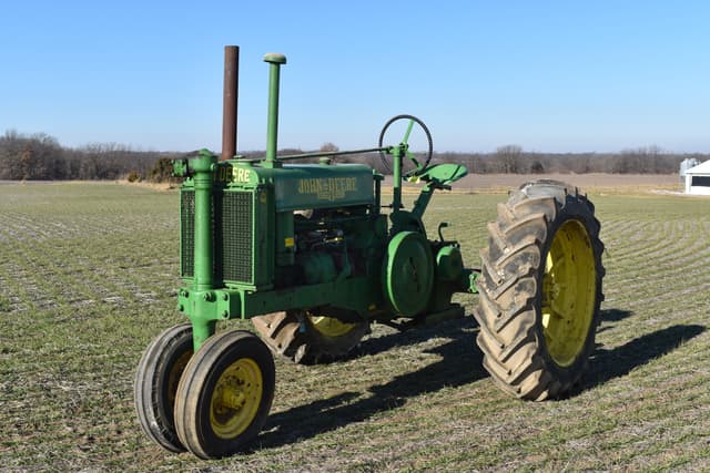 Image of John Deere G equipment image 1