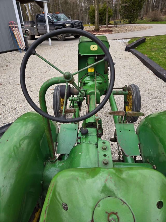 Image of John Deere L equipment image 4