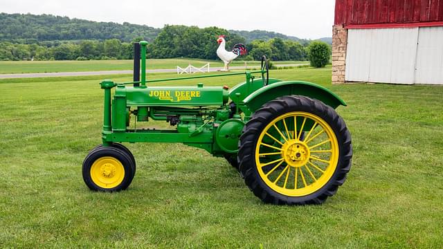 Image of John Deere B equipment image 2