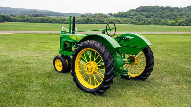 Image of John Deere B equipment image 3