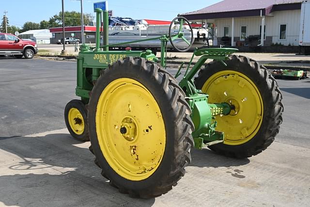 Image of John Deere B equipment image 4