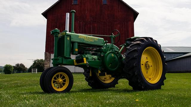 Image of John Deere G equipment image 1