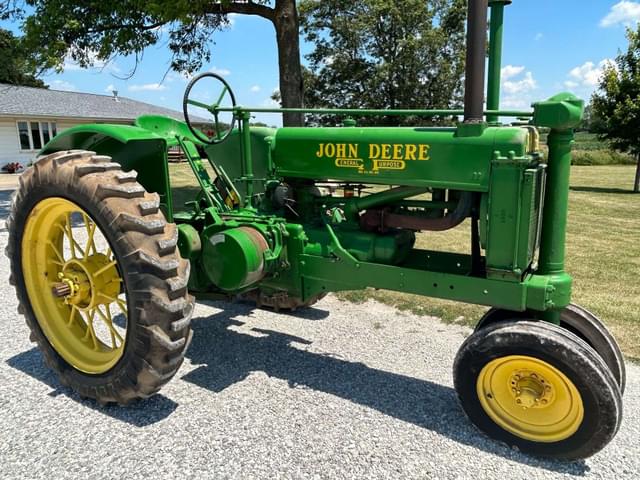 Image of John Deere A equipment image 1