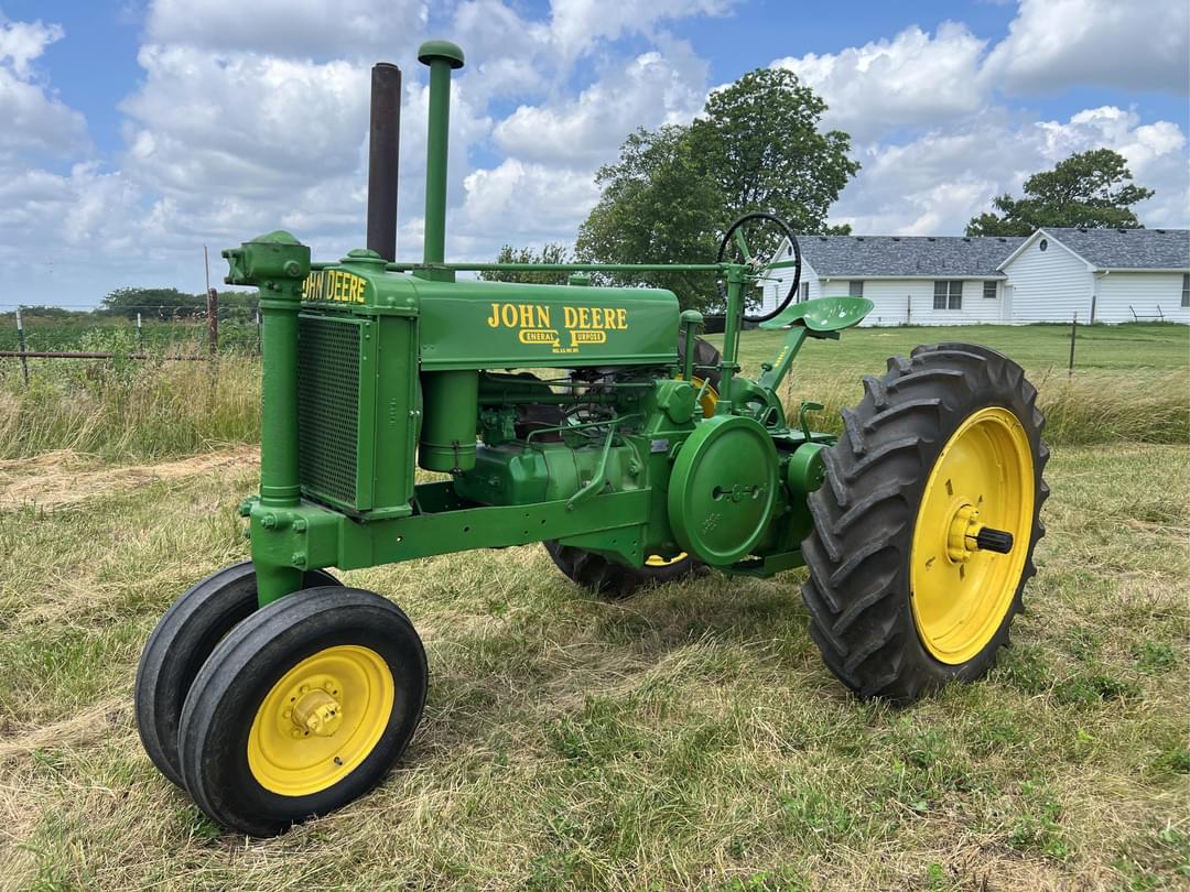 Image of John Deere G Primary image