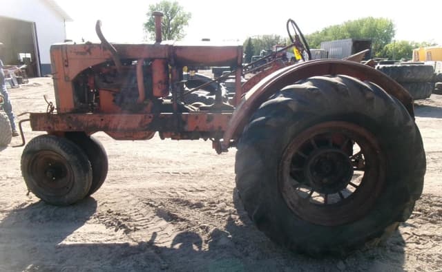 Image of Allis Chalmers WC equipment image 3