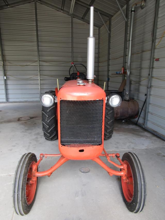 Image of Allis Chalmers B equipment image 4