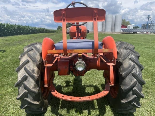Image of Allis Chalmers B equipment image 4