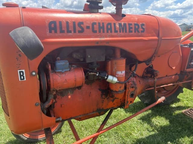 Image of Allis Chalmers B equipment image 2