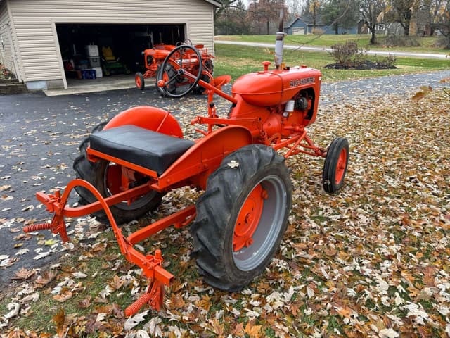Image of Allis Chalmers B equipment image 3