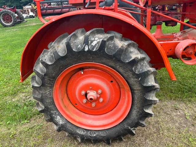 Image of Allis Chalmers WC equipment image 2