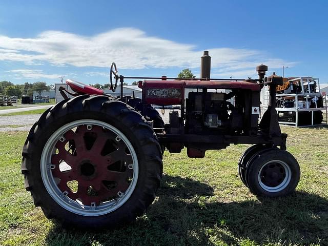 Image of Farmall F-20 equipment image 3