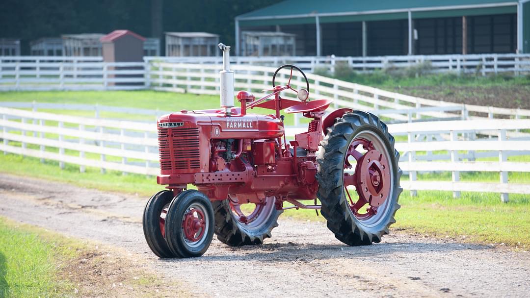 Image of Farmall H Primary image