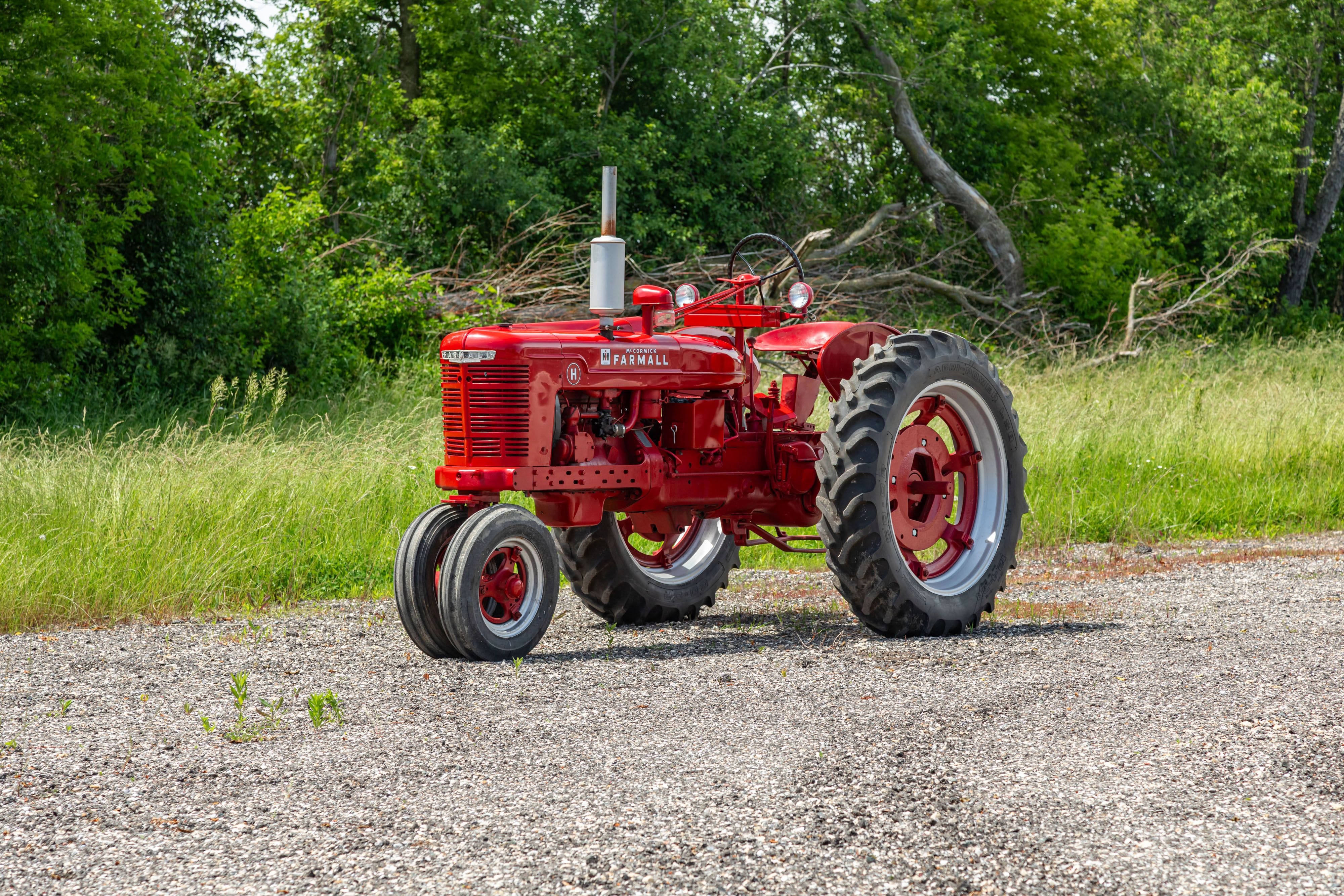 Main image Farmall H