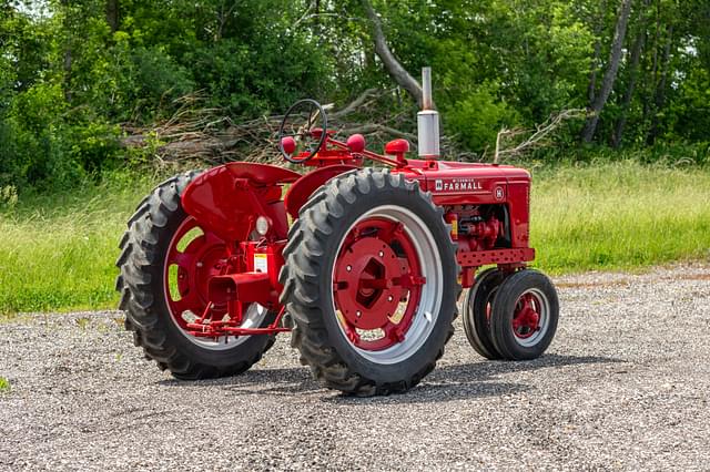 Image of Farmall H equipment image 4