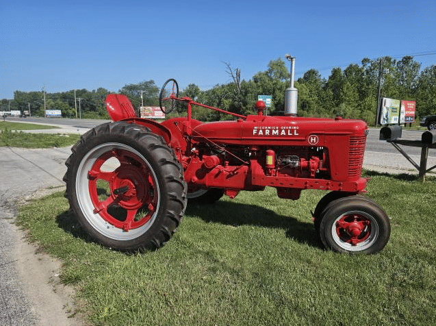 Main image Farmall H