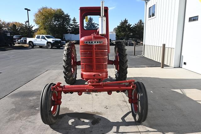 Image of Farmall H equipment image 4