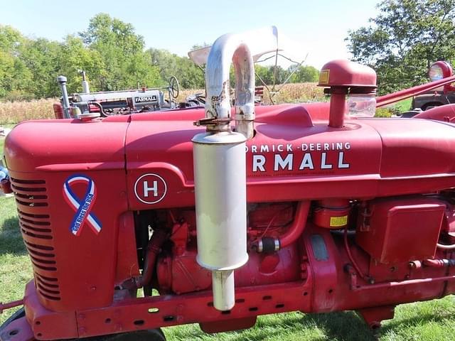 Image of Farmall H equipment image 4