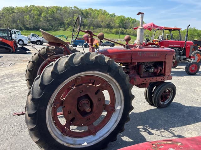 Image of Farmall H equipment image 4