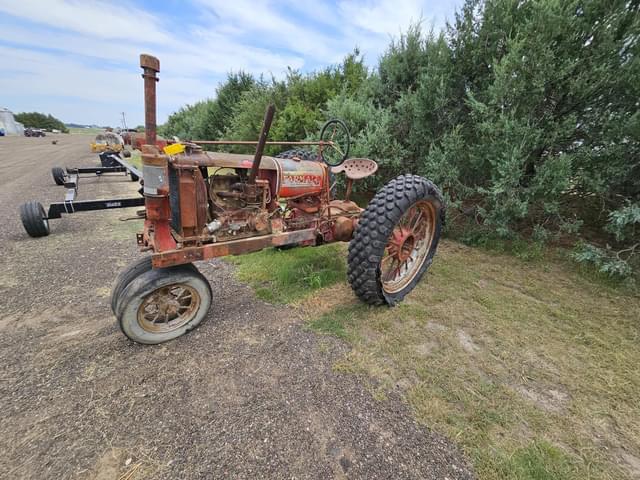 Image of Farmall F-14 equipment image 1