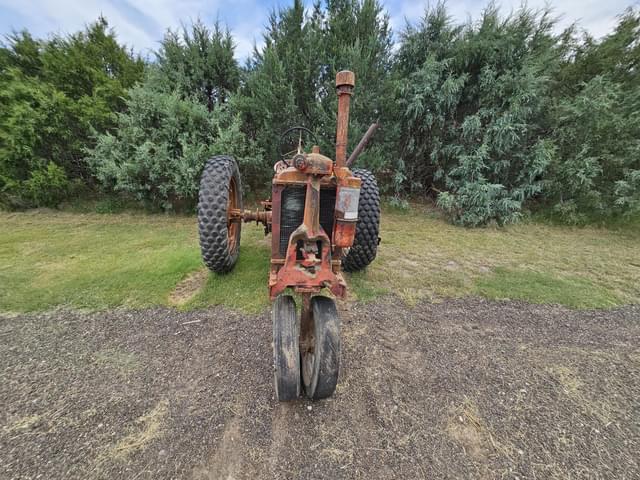 Image of Farmall F-14 equipment image 2