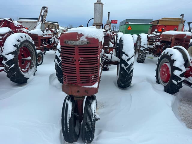 Image of International Harvester M equipment image 2