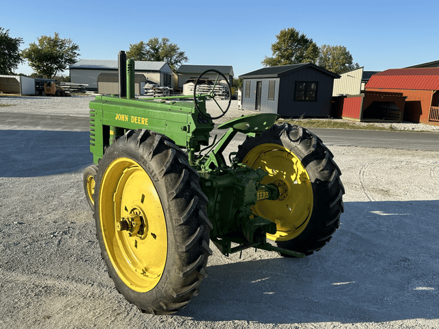 Image of John Deere A equipment image 2