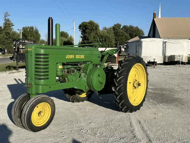 Image of John Deere A equipment image 1