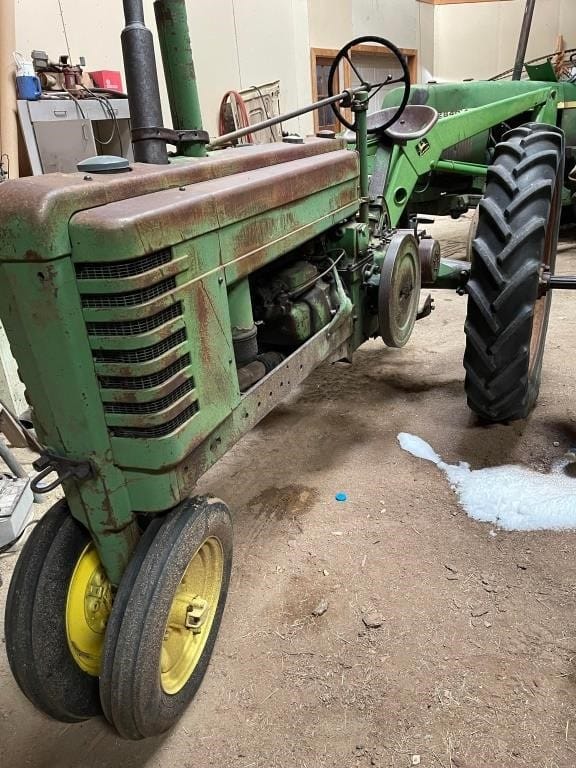 Main image John Deere B