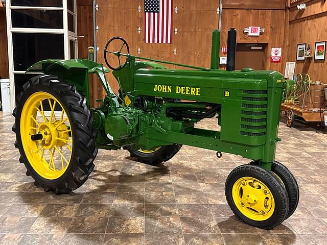 Image of John Deere B equipment image 2