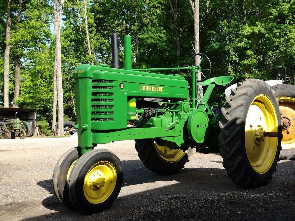 Image of John Deere B Primary image