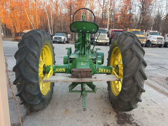 Image of John Deere A equipment image 3