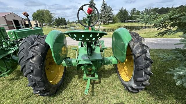 Image of John Deere H equipment image 3