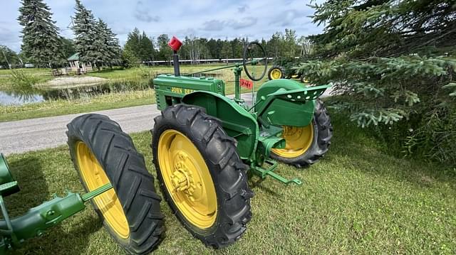 Image of John Deere H equipment image 2
