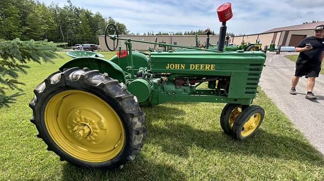 Image of John Deere H equipment image 4