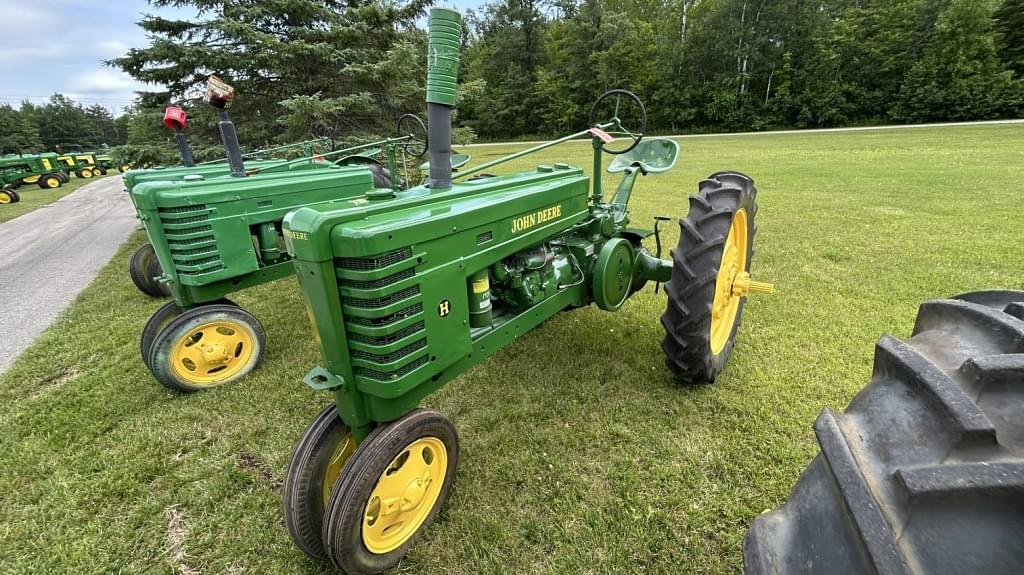 Image of John Deere H Primary image