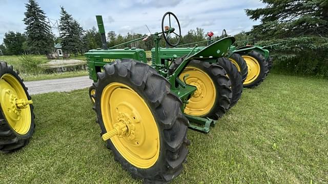 Image of John Deere H equipment image 2