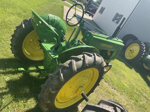 Image of John Deere H equipment image 3