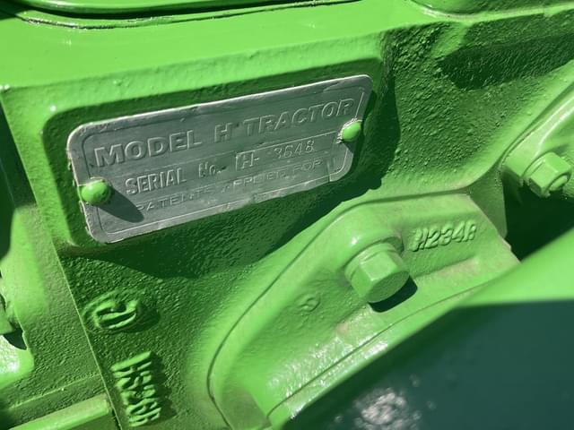 Image of John Deere H equipment image 4