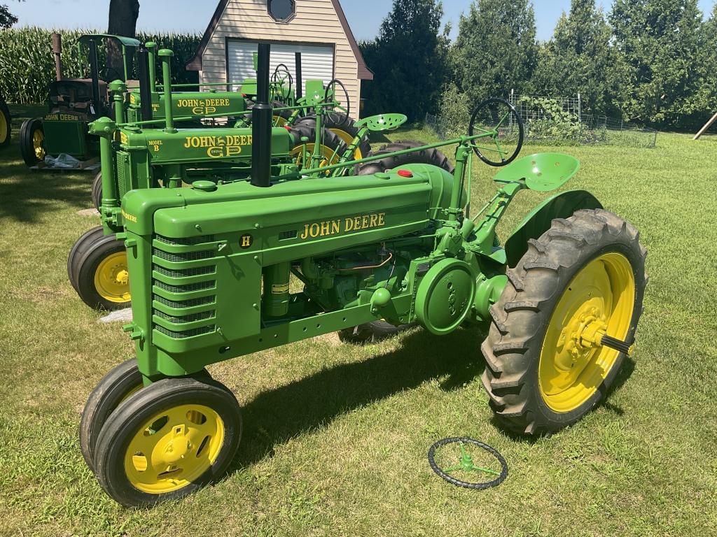 Image of John Deere H Primary image