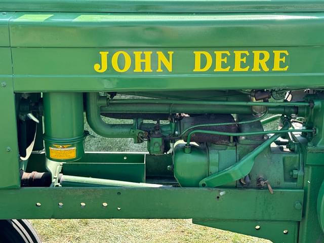 Image of John Deere B equipment image 4