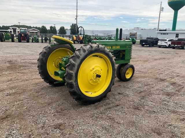 Image of John Deere B equipment image 4