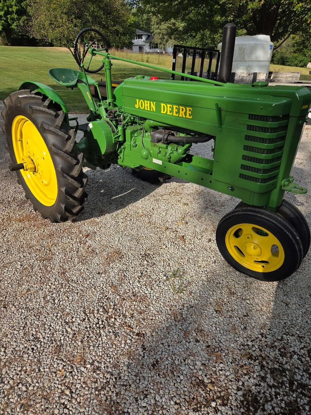 Image of John Deere H Primary image